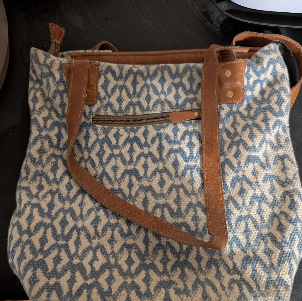 Myra Bag